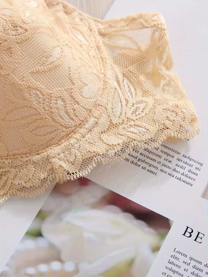Full-Coverage Floral Lace Bra – Wire-Free Comfort Fit